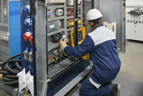 S. M. I. | Instalaciones Eléctricas y Energía